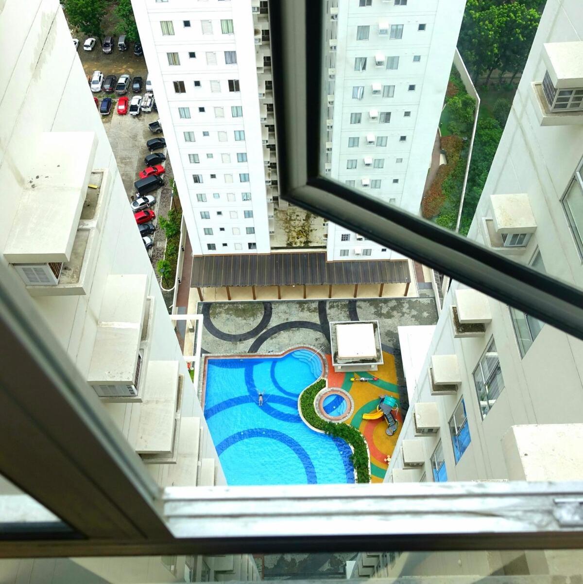 Apartment Avida Towers It Park 1br Unit Queen Bed *